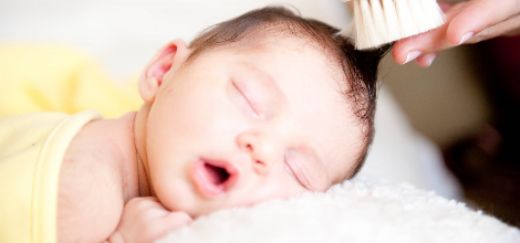 Yenidoğan Bebek Bakımı Nasıl Olmalıdır?